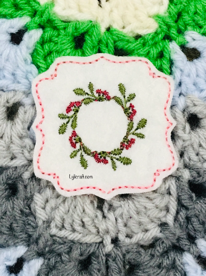 Mini Berry Wreath Embroidery Design, Small Berry Wreath Machine Embroidery Design, Christmas Holly Berry Embroidery, Mistletoe Embroidery, Instant Download