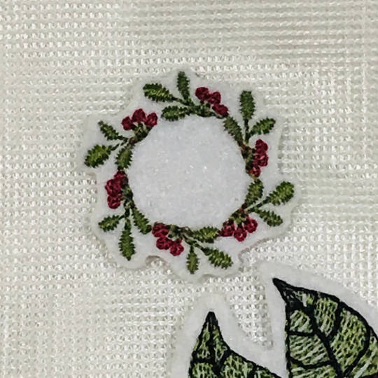 Mini Berry Wreath Embroidery Design, Small Berry Wreath Machine Embroidery Design, Christmas Holly Berry Embroidery, Mistletoe Embroidery, Instant Download