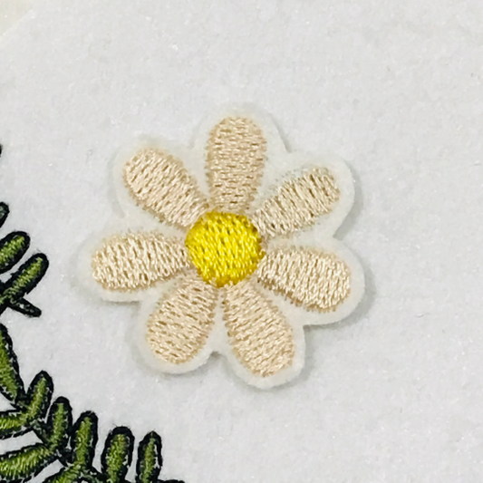 Mini Daisy Embroidery Design, Small Daisy Machine Embroidery Design, Flower Embroidery, Floral Embroidery, Spring Embroidery,Baby Embroidery, Instant Download